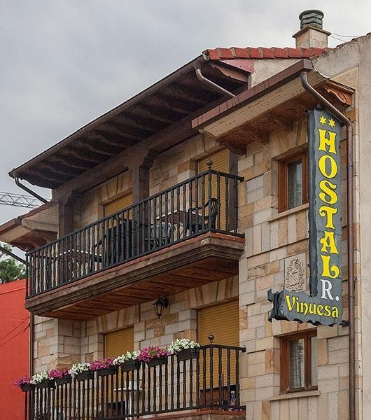 Hostal Vinuesa Bagian luar foto